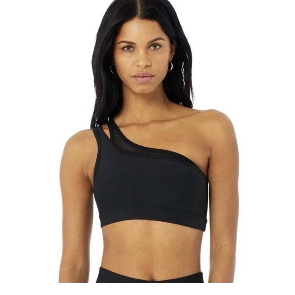 Alo Airlift Excite one shoulder sports bra. Worn 1x